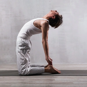 حرکت شتر Camel Pose